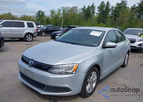 2013 Volkswagen Jetta Hybrid Sel z USA, uszkodzony, nr VIN 3VW637AJXDM230890